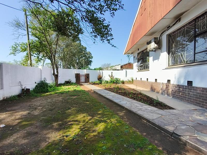 To Let Commercial Property for Rent in Mthata Eastern Cape